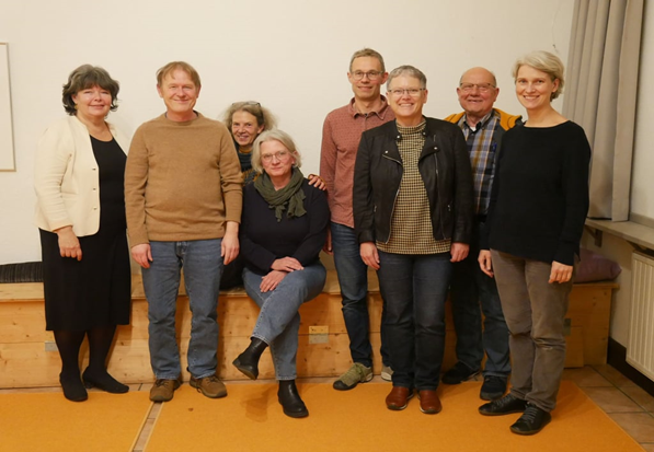 Ein Bild vom Vorstand des Vereins„Rote Schule Albersloh“ bei der Gründung: Christiane Seitz-Dahlkamp, Matthias Kestner, Christiane Sommer, Tanja Huyer, Norbert Hennenberg, Steffie Kubla, Willi Berheide und Antje Günther (v.l.)